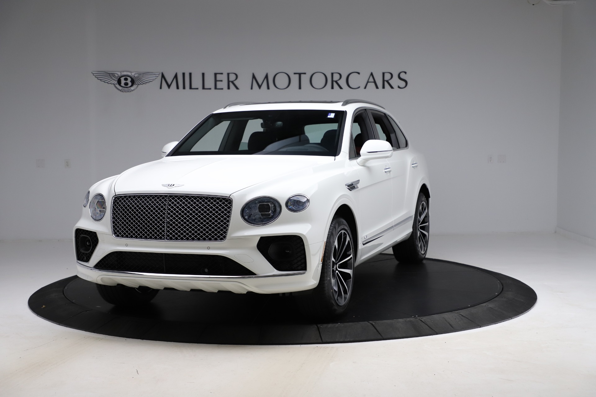 New 2021 Bentley Bentayga V8 for sale Sold at Bugatti of Greenwich in Greenwich CT 06830 1