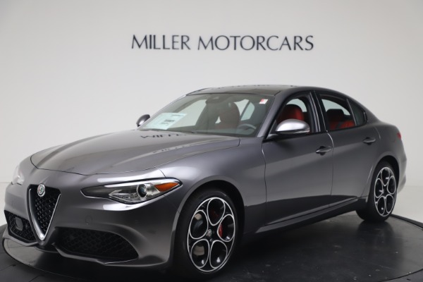 New 2020 Alfa Romeo Giulia Ti Sport Q4 for sale $51,095 at Bugatti of Greenwich in Greenwich CT 06830 2