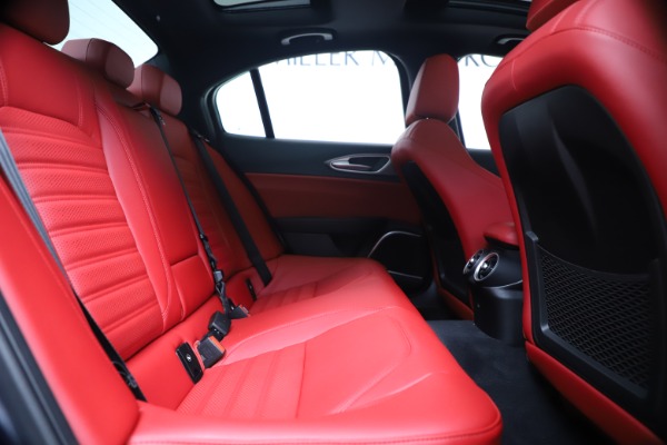 New 2020 Alfa Romeo Giulia Ti Sport Q4 for sale $51,095 at Bugatti of Greenwich in Greenwich CT 06830 27