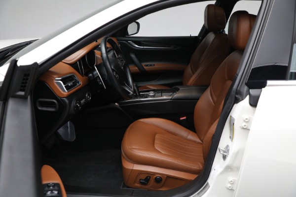 Used 2020 Maserati Ghibli S Q4 for sale Sold at Bugatti of Greenwich in Greenwich CT 06830 25