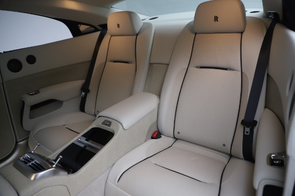 Used 2014 Rolls-Royce Wraith for sale Sold at Bugatti of Greenwich in Greenwich CT 06830 15