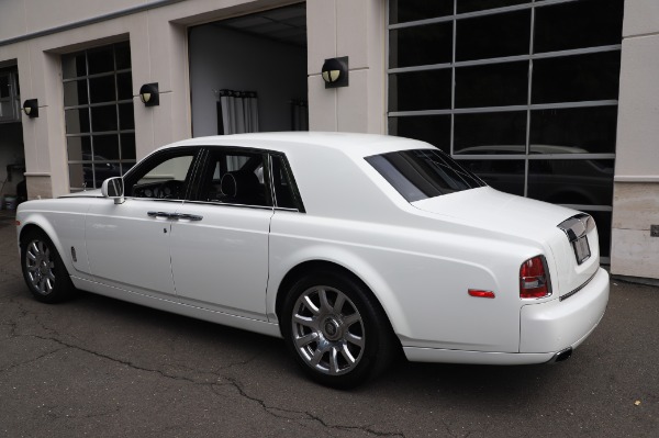 Used 2014 Rolls-Royce Phantom for sale Sold at Bugatti of Greenwich in Greenwich CT 06830 7