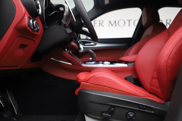 New 2020 Alfa Romeo Stelvio Ti Sport Q4 for sale Sold at Bugatti of Greenwich in Greenwich CT 06830 14
