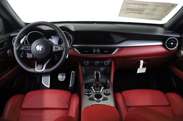 New 2020 Alfa Romeo Stelvio Ti Sport Q4 for sale Sold at Bugatti of Greenwich in Greenwich CT 06830 16