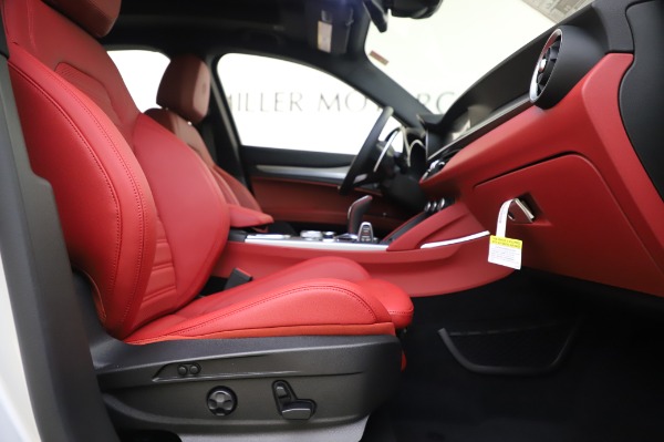 New 2020 Alfa Romeo Stelvio Ti Sport Q4 for sale Sold at Bugatti of Greenwich in Greenwich CT 06830 22