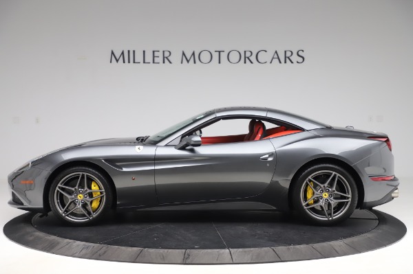 Used 2015 Ferrari California T for sale Sold at Bugatti of Greenwich in Greenwich CT 06830 15