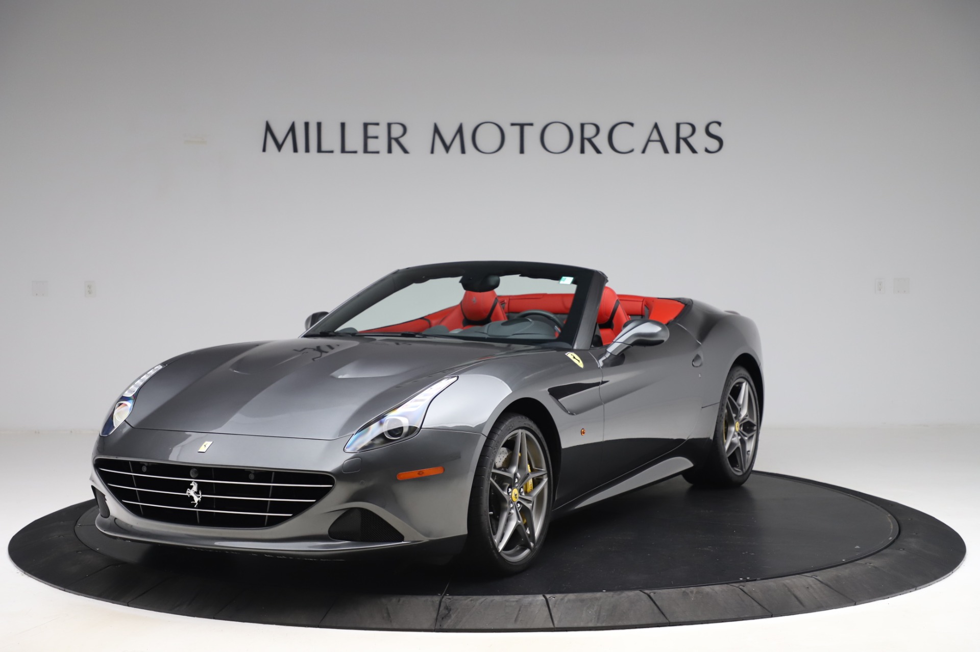 Used 2015 Ferrari California T for sale Sold at Bugatti of Greenwich in Greenwich CT 06830 1