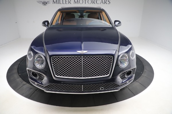 Used 2018 Bentley Bentayga W12 Signature Edition for sale Sold at Bugatti of Greenwich in Greenwich CT 06830 13