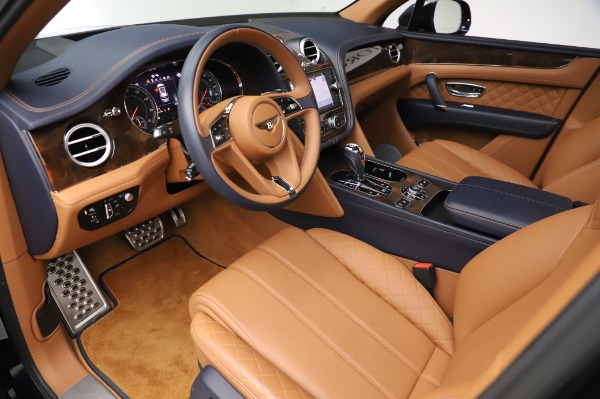 Used 2018 Bentley Bentayga W12 Signature Edition for sale Sold at Bugatti of Greenwich in Greenwich CT 06830 19
