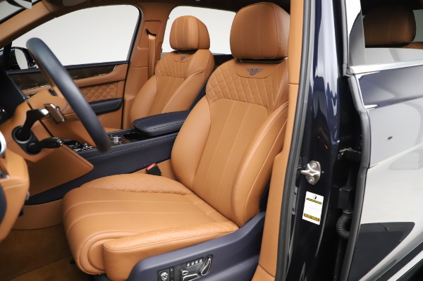 Used 2018 Bentley Bentayga W12 Signature Edition for sale Sold at Bugatti of Greenwich in Greenwich CT 06830 21