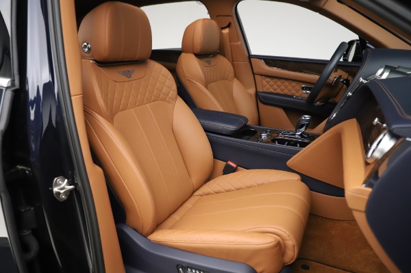 Used 2018 Bentley Bentayga W12 Signature Edition for sale Sold at Bugatti of Greenwich in Greenwich CT 06830 26