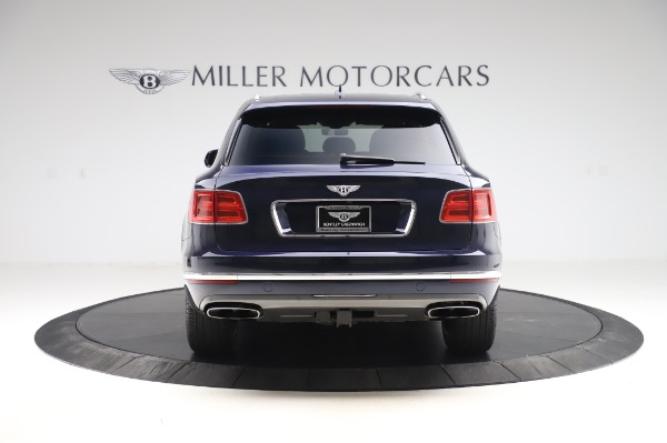 Used 2018 Bentley Bentayga W12 Signature Edition for sale Sold at Bugatti of Greenwich in Greenwich CT 06830 6