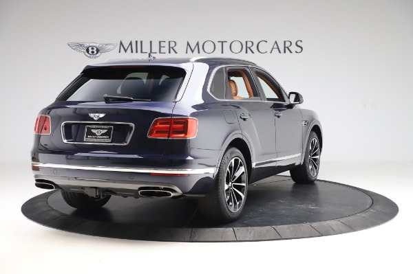 Used 2018 Bentley Bentayga W12 Signature Edition for sale Sold at Bugatti of Greenwich in Greenwich CT 06830 7