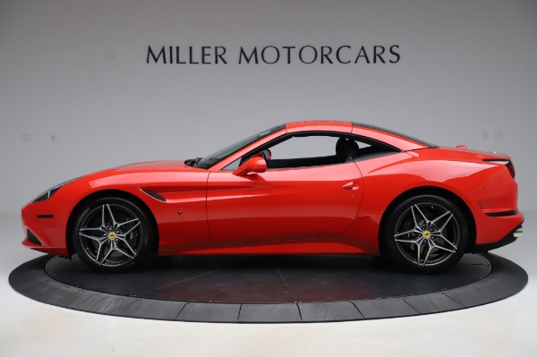 Used 2017 Ferrari California T for sale Sold at Bugatti of Greenwich in Greenwich CT 06830 14