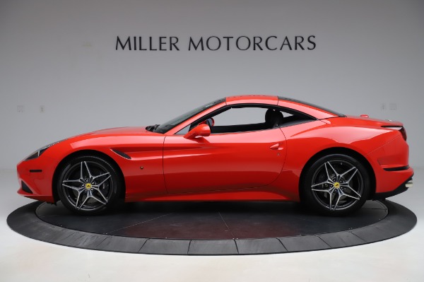 Used 2017 Ferrari California T for sale Sold at Bugatti of Greenwich in Greenwich CT 06830 14