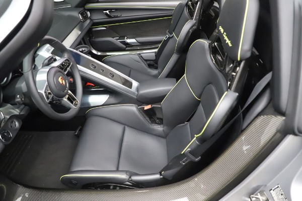 Used 2015 Porsche 918 Spyder for sale Sold at Bugatti of Greenwich in Greenwich CT 06830 23