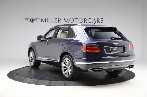 Used 2017 Bentley Bentayga W12 for sale Sold at Bugatti of Greenwich in Greenwich CT 06830 5