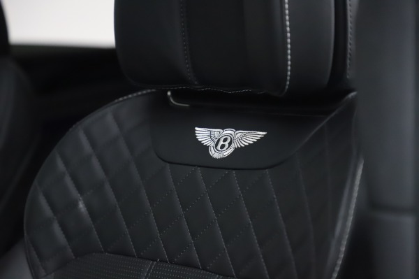 Used 2018 Bentley Bentayga Black Edition for sale Call for price at Bugatti of Greenwich in Greenwich CT 06830 22