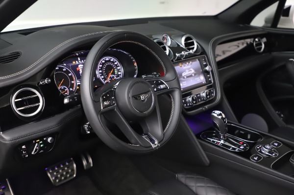 Used 2018 Bentley Bentayga Black Edition for sale Call for price at Bugatti of Greenwich in Greenwich CT 06830 23