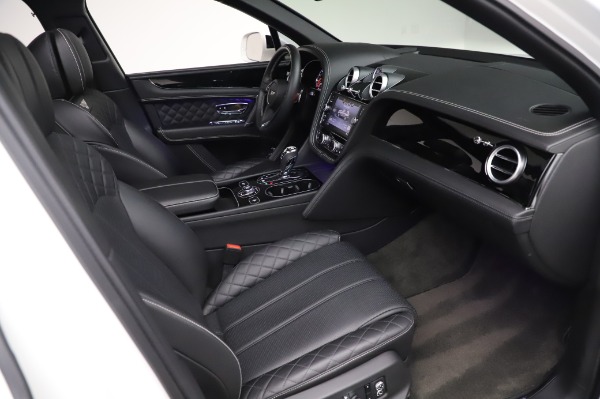 Used 2018 Bentley Bentayga Black Edition for sale Call for price at Bugatti of Greenwich in Greenwich CT 06830 27