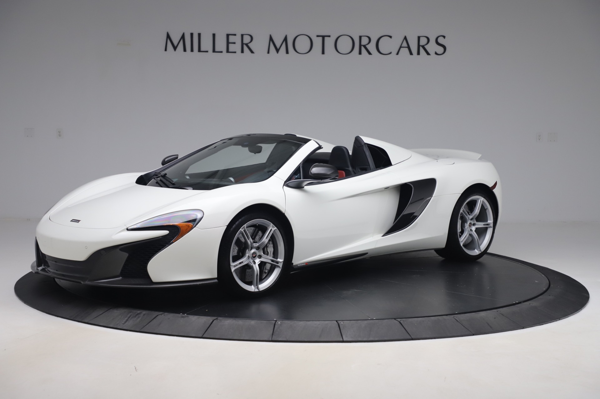 Used 2016 McLaren 650S Spider for sale Sold at Bugatti of Greenwich in Greenwich CT 06830 1