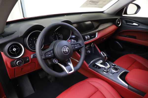 New 2020 Alfa Romeo Stelvio Sport Q4 for sale $50,195 at Bugatti of Greenwich in Greenwich CT 06830 13
