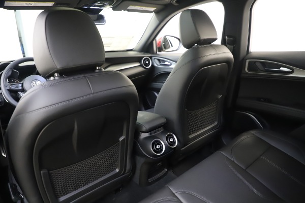 New 2020 Alfa Romeo Stelvio Sport Q4 for sale $50,645 at Bugatti of Greenwich in Greenwich CT 06830 20