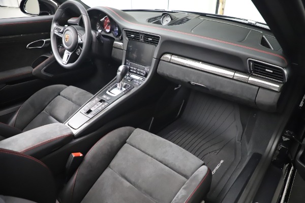Used 2018 Porsche 911 Carrera 4 GTS for sale Sold at Bugatti of Greenwich in Greenwich CT 06830 19