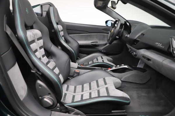 Used 2019 Ferrari 488 Spider Base for sale $329,900 at Bugatti of Greenwich in Greenwich CT 06830 24