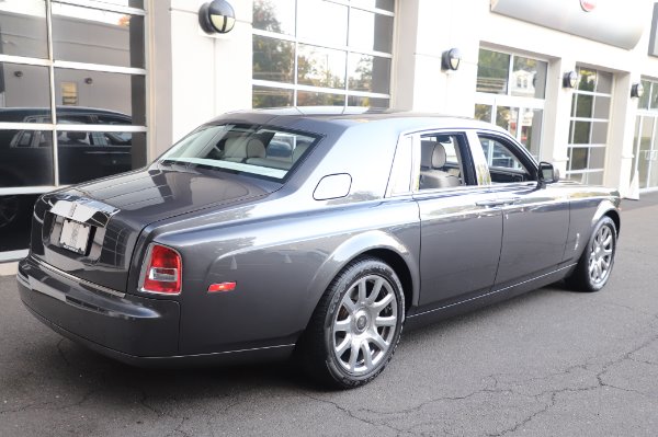 Used 2014 Rolls-Royce Phantom for sale Sold at Bugatti of Greenwich in Greenwich CT 06830 12