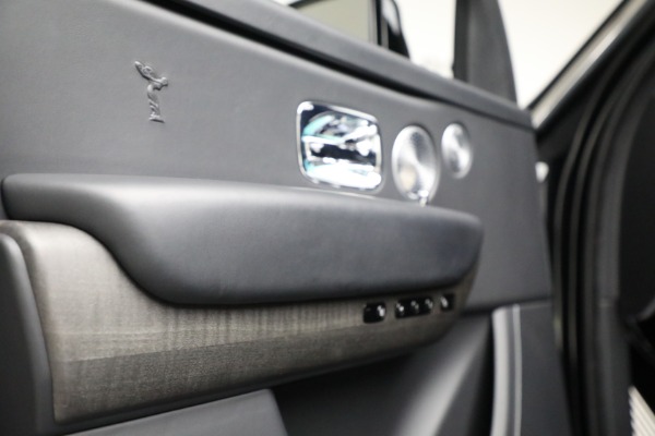 Used 2021 Rolls-Royce Cullinan for sale Sold at Bugatti of Greenwich in Greenwich CT 06830 24