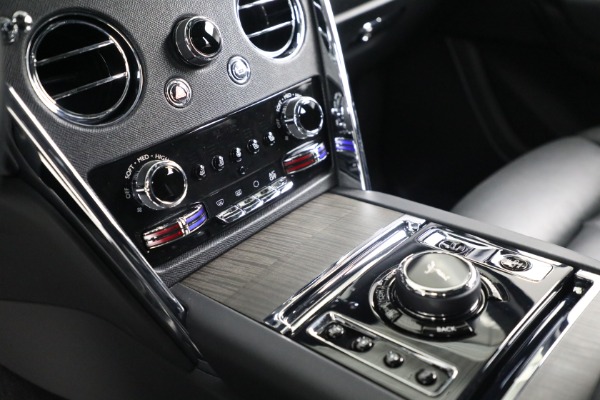 Used 2021 Rolls-Royce Cullinan for sale Sold at Bugatti of Greenwich in Greenwich CT 06830 27