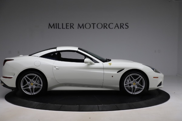 Used 2016 Ferrari California T for sale Sold at Bugatti of Greenwich in Greenwich CT 06830 18