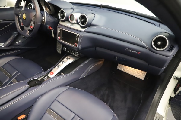 Used 2016 Ferrari California T for sale Sold at Bugatti of Greenwich in Greenwich CT 06830 24