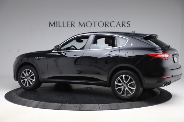 Used 2017 Maserati Levante Q4 for sale Sold at Bugatti of Greenwich in Greenwich CT 06830 5