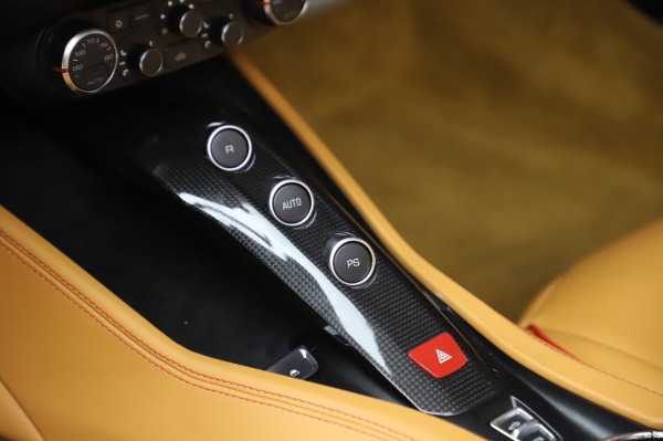 Used 2016 Ferrari California T for sale Sold at Bugatti of Greenwich in Greenwich CT 06830 20