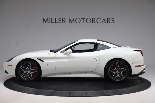 Used 2015 Ferrari California T for sale Sold at Bugatti of Greenwich in Greenwich CT 06830 13