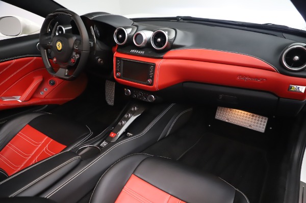 Used 2015 Ferrari California T for sale Sold at Bugatti of Greenwich in Greenwich CT 06830 21