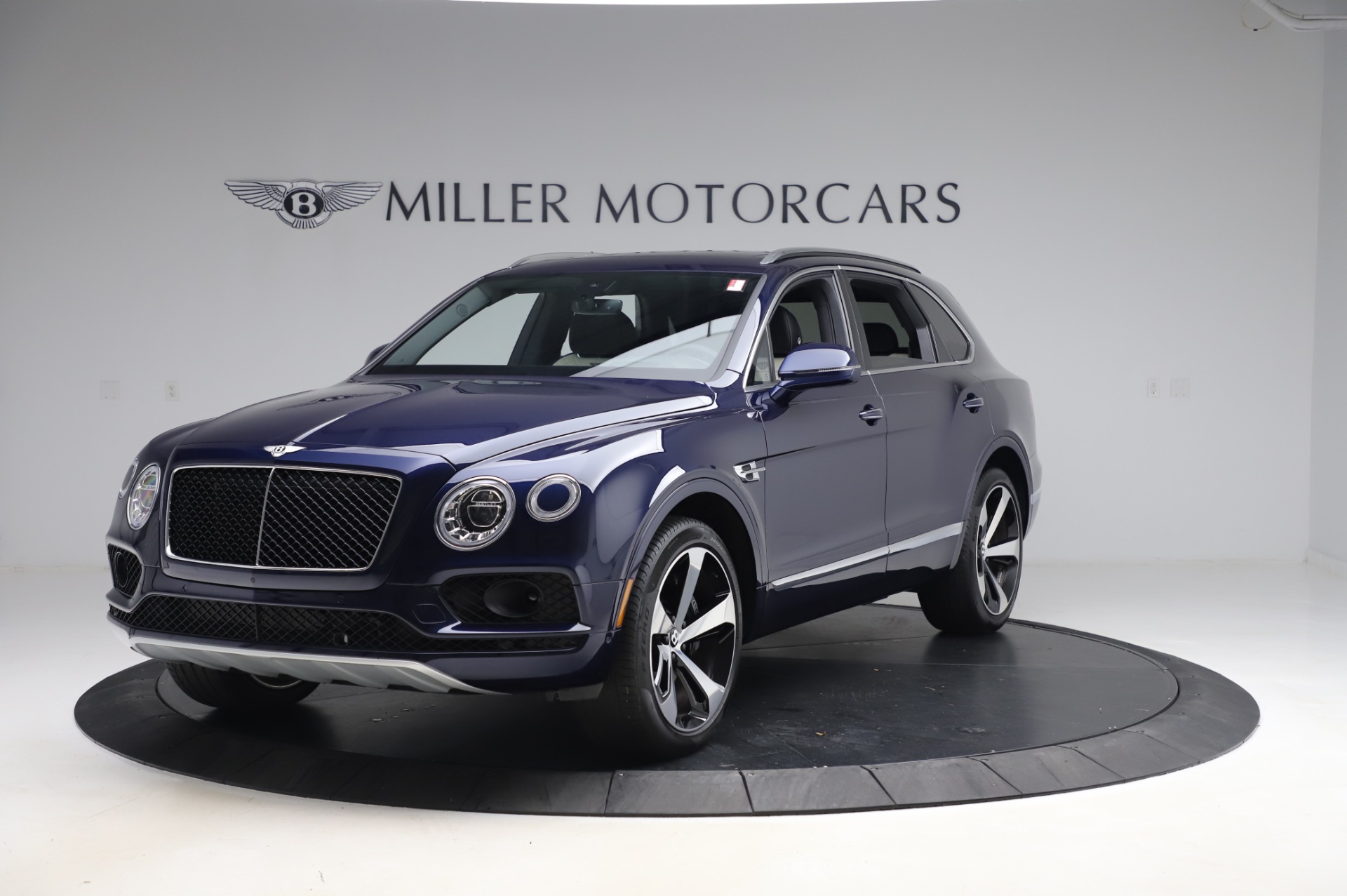 Used 2020 Bentley Bentayga V8 for sale Sold at Bugatti of Greenwich in Greenwich CT 06830 1