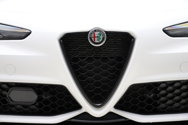 New 2020 Alfa Romeo Giulia Ti Sport Q4 for sale Sold at Bugatti of Greenwich in Greenwich CT 06830 26