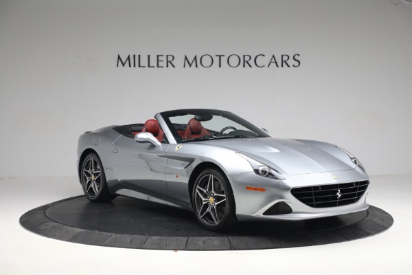 Used 2017 Ferrari California T for sale $144,900 at Bugatti of Greenwich in Greenwich CT 06830 11