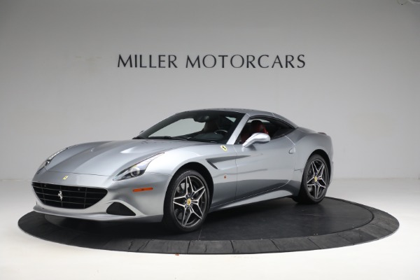 Used 2017 Ferrari California T for sale $144,900 at Bugatti of Greenwich in Greenwich CT 06830 13