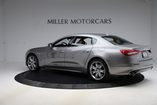 Used 2017 Maserati Quattroporte S Q4 GranLusso for sale Sold at Bugatti of Greenwich in Greenwich CT 06830 4