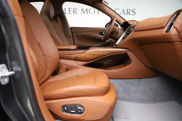 Used 2021 Aston Martin DBX for sale Sold at Bugatti of Greenwich in Greenwich CT 06830 20