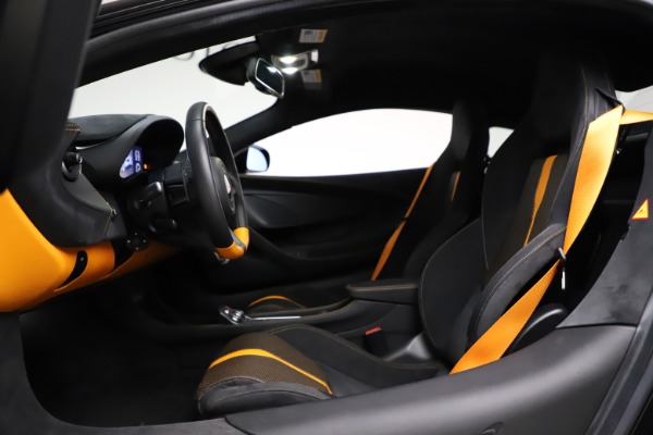 Used 2019 McLaren 570S for sale Sold at Bugatti of Greenwich in Greenwich CT 06830 17