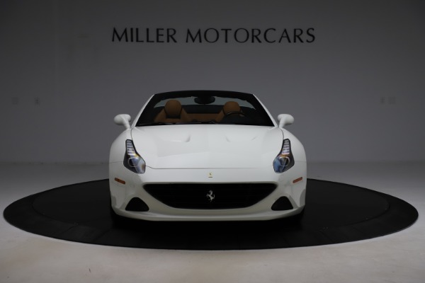 Used 2018 Ferrari California T for sale Sold at Bugatti of Greenwich in Greenwich CT 06830 12