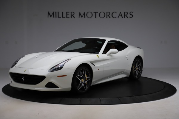 Used 2018 Ferrari California T for sale Sold at Bugatti of Greenwich in Greenwich CT 06830 13