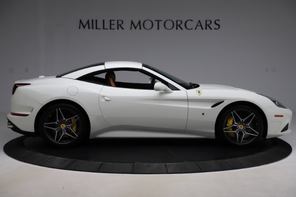 Used 2018 Ferrari California T for sale Sold at Bugatti of Greenwich in Greenwich CT 06830 15