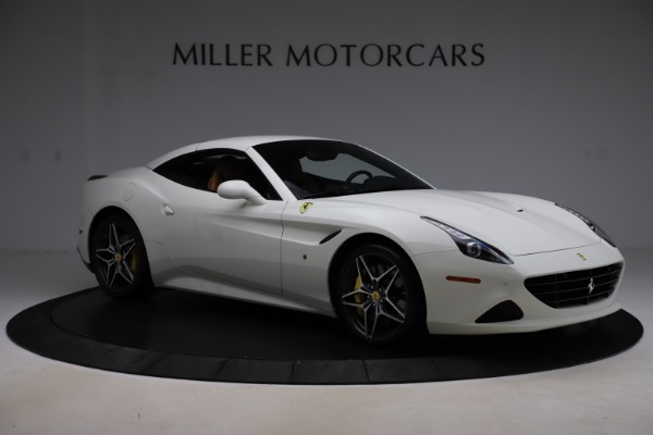 Used 2018 Ferrari California T for sale Sold at Bugatti of Greenwich in Greenwich CT 06830 16