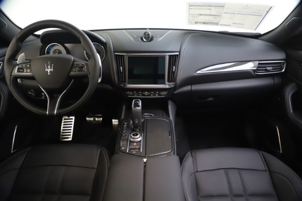 New 2021 Maserati Levante S Q4 GranSport for sale $107,135 at Bugatti of Greenwich in Greenwich CT 06830 16